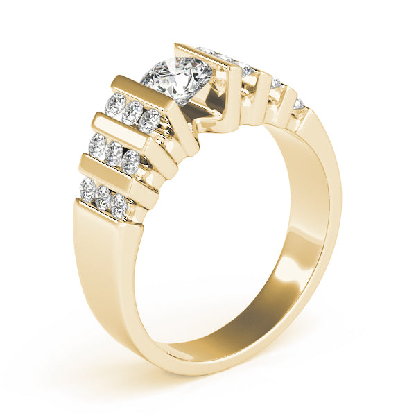 Round Engagement Ring M81579