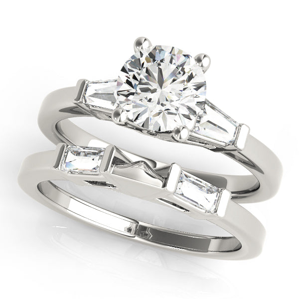 Round Engagement Ring M81885-1