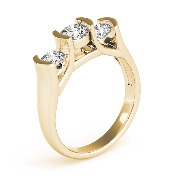 Round Engagement Ring M82390-1