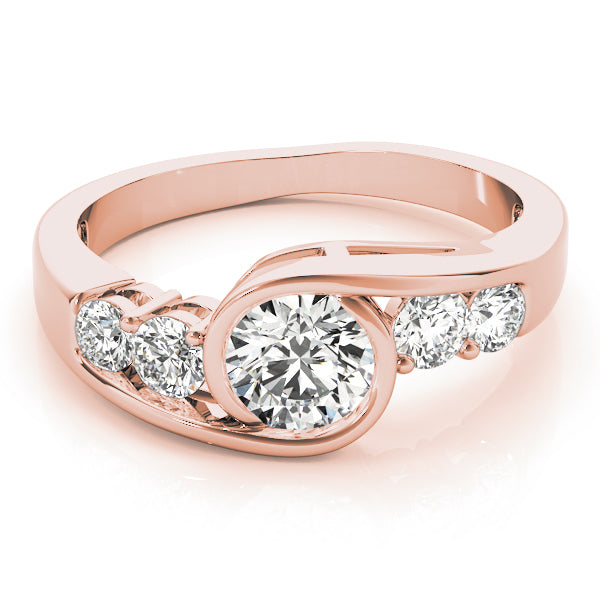 Round Engagement Ring M82408