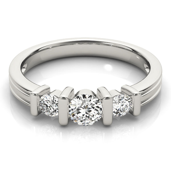 Round Engagement Ring M82567-1