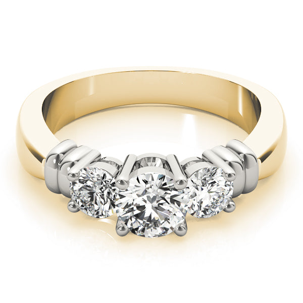 Round Engagement Ring M82579-1