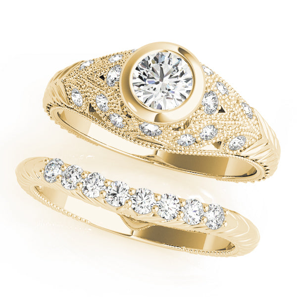 Round Engagement Ring M82623