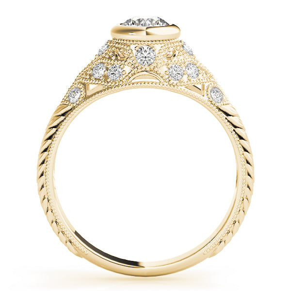 Round Engagement Ring M82623