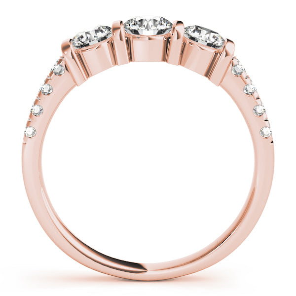 Round Engagement Ring M82738