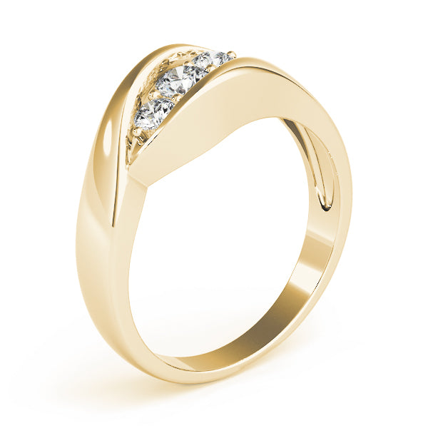 Round Engagement Ring M82741
