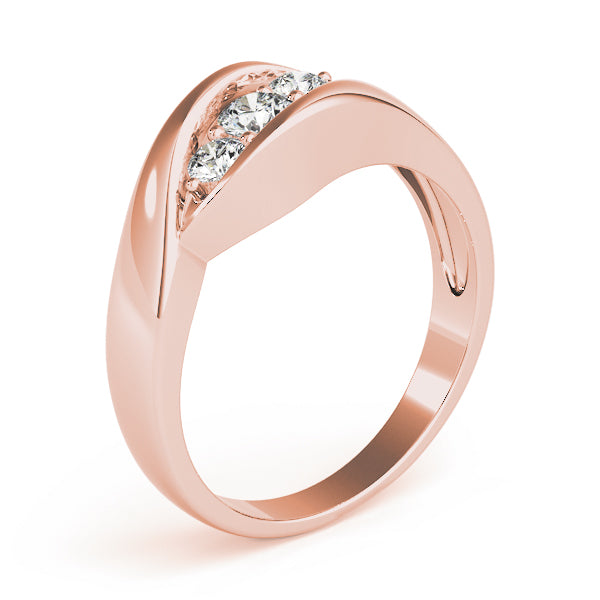 Round Engagement Ring M82741