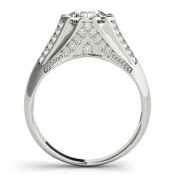 Round Engagement Ring M82780