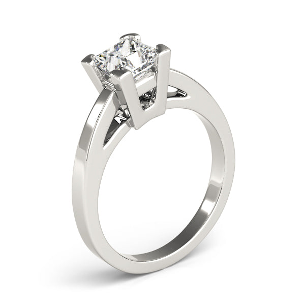 Engagement Ring M82877-11/2