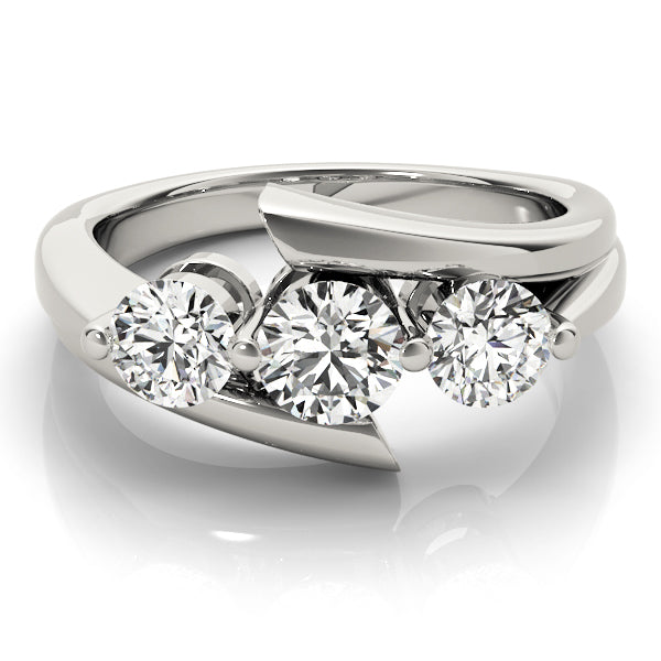 Round Engagement Ring M82956-1