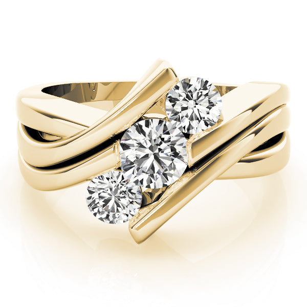Round Engagement Ring M82957-1