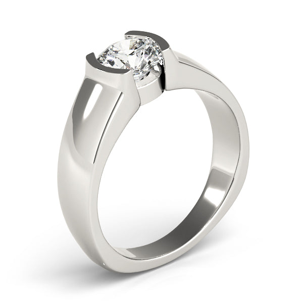 Round Engagement Ring M83242