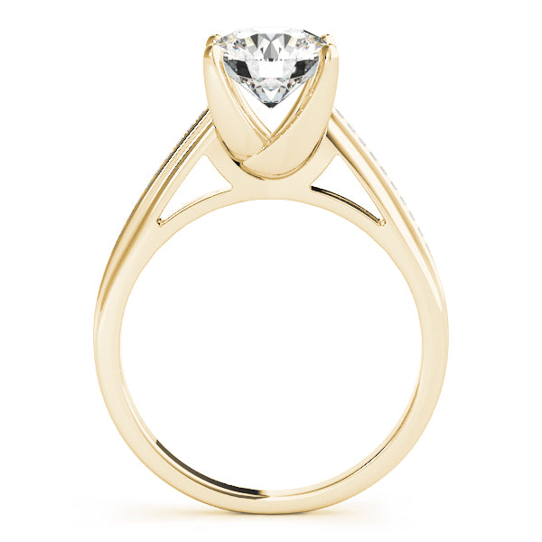 Round Engagement Ring M84351
