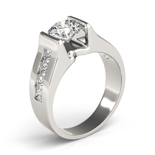 Round Engagement Ring M84556