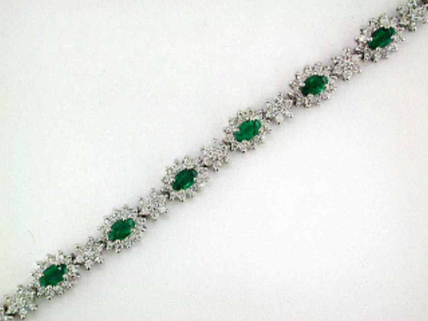 EFFY 18K WHITE GOLD DIAMOND,ZAMBIAN EMERALD BRACELET