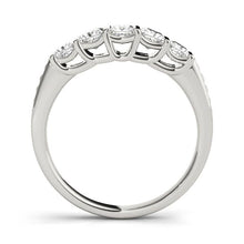 Load image into Gallery viewer, Wedding Band M50268-W
