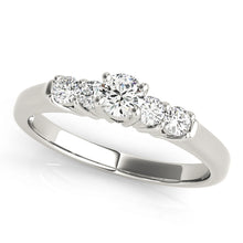 Load image into Gallery viewer, Round Engagement Ring M50312-E
