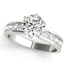 Load image into Gallery viewer, Round Engagement Ring M50520-E-1
