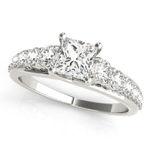 Load image into Gallery viewer, Square Engagement Ring M50773-E-6.5
