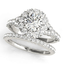 Load image into Gallery viewer, Round Engagement Ring M50998-E
