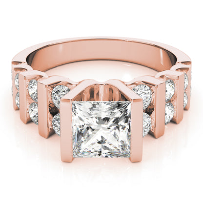 Round Engagement Ring M80415