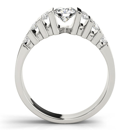 Round Engagement Ring M81579