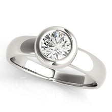 Load image into Gallery viewer, Round Engagement Ring M81752-1
