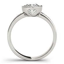 Load image into Gallery viewer, Round Engagement Ring M81843-B
