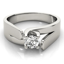 Load image into Gallery viewer, Round Engagement Ring M82024
