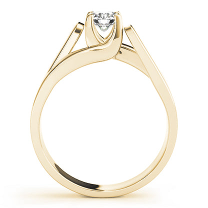 Round Engagement Ring M82024