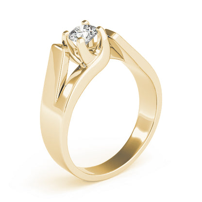 Round Engagement Ring M82024