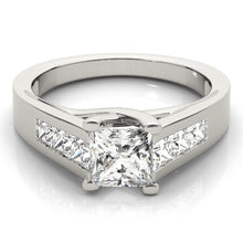 Load image into Gallery viewer, Square Engagement Ring M82075
