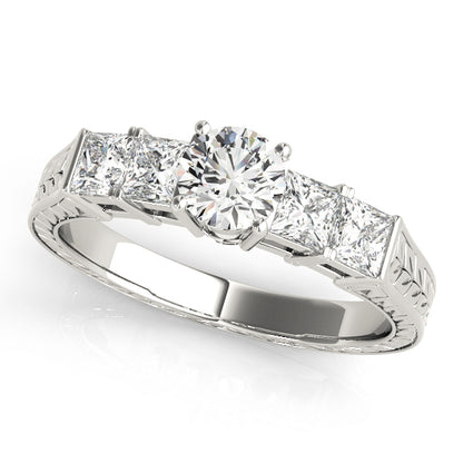 Round Engagement Ring M82081