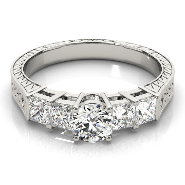 Round Engagement Ring M82081