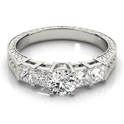 Round Engagement Ring M82081