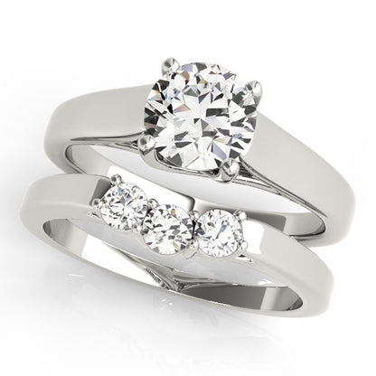 Round Engagement Ring M82385-1