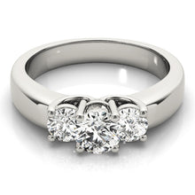 Load image into Gallery viewer, Round Engagement Ring M82386-1
