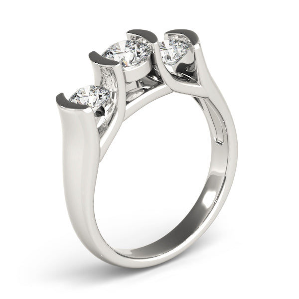 Round Engagement Ring M82390-1