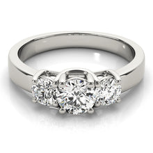 Load image into Gallery viewer, Round Engagement Ring M82391-A
