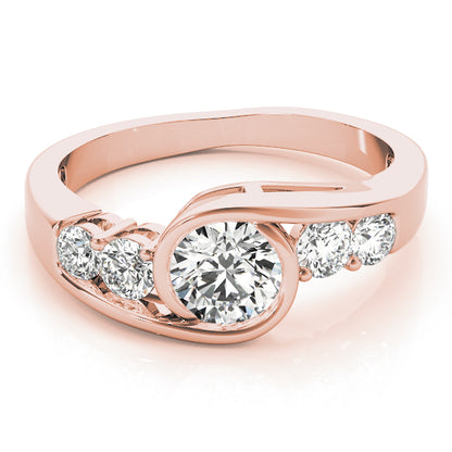 Round Engagement Ring M82408
