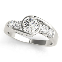 Load image into Gallery viewer, Round Engagement Ring M82408
