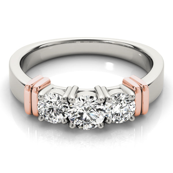 Round Engagement Ring M82577-1