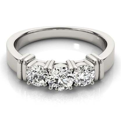 Round Engagement Ring M82577-1
