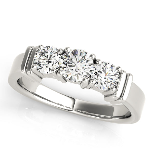 Round Engagement Ring M82577-1/2