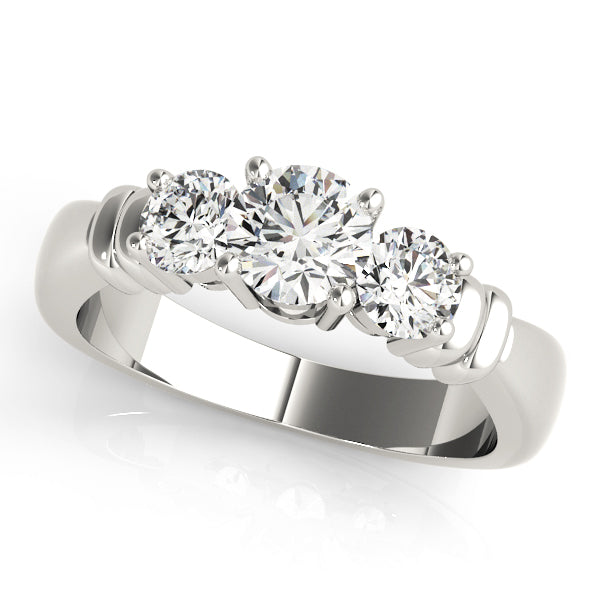 Round Engagement Ring M82579-1