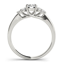 Load image into Gallery viewer, Round Engagement Ring M82600-B

