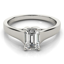 Load image into Gallery viewer, Emerald Cut Engagement Ring M82654-1
