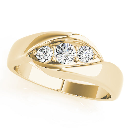 Round Engagement Ring M82741