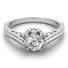 Load image into Gallery viewer, Round Engagement Ring M82755-1
