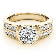 Load image into Gallery viewer, Round Engagement Ring M82756-B
